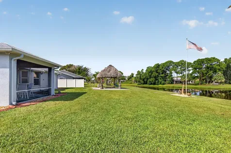 1802 SE Camden Street Port St Lucie FL 34952