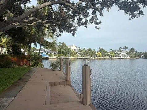 1508 NE 30th Court Oakland Park FL 33334