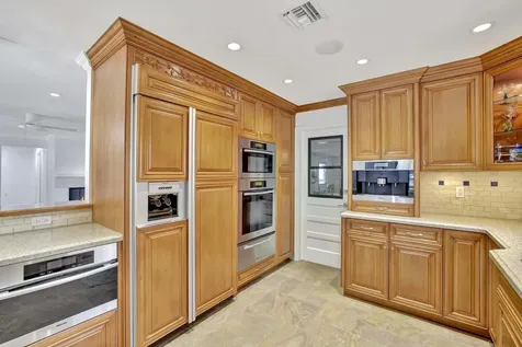 1508 NE 30th Court Oakland Park FL 33334