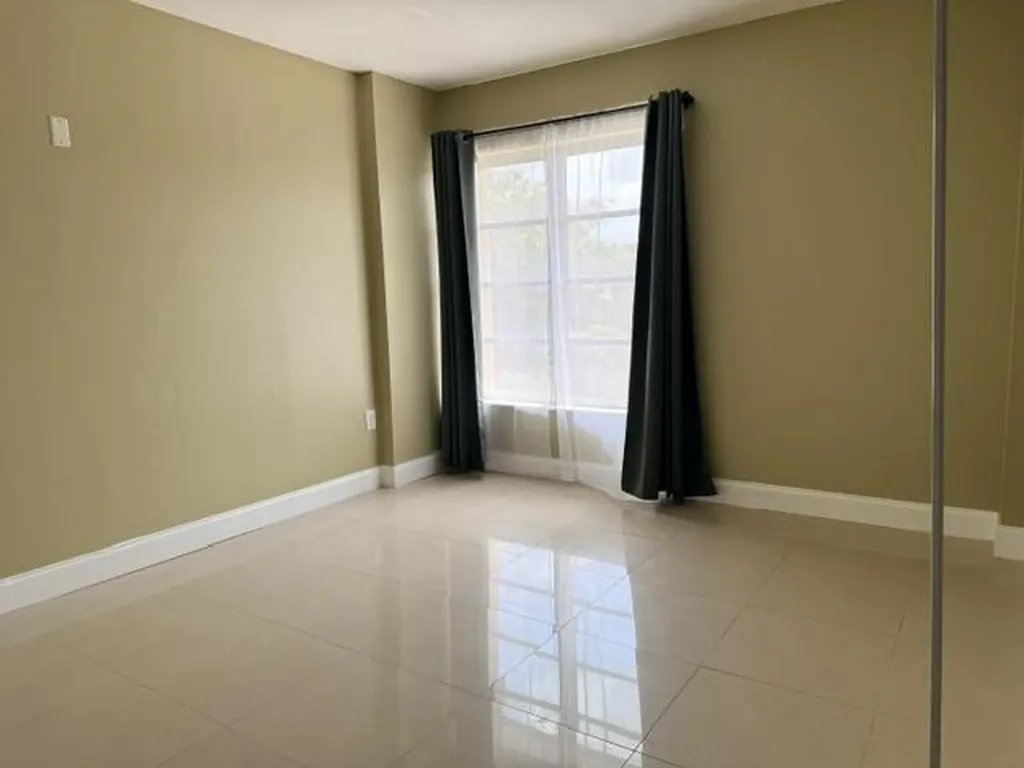 4154 Inverrary Drive Lauderhill FL 33319
