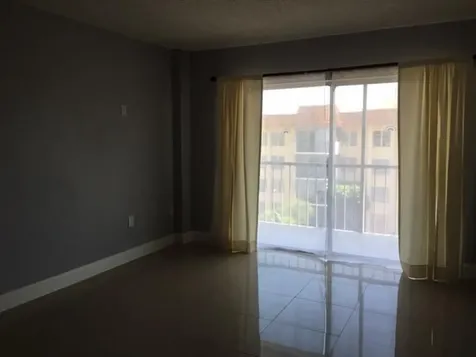 4154 Inverrary Drive Lauderhill FL 33319