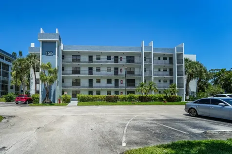 4760 Lucerne Lakes Boulevard W Lake Worth FL 33467