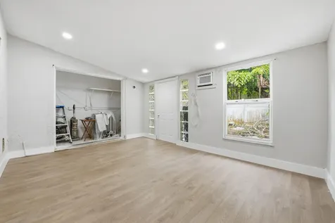 7318 NW 75th Street Tamarac FL 33321