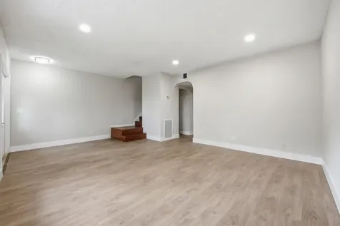 7318 NW 75th Street Tamarac FL 33321