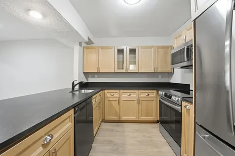 7318 NW 75th Street Tamarac FL 33321