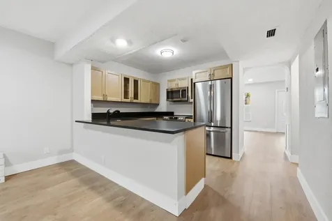 7318 NW 75th Street Tamarac FL 33321