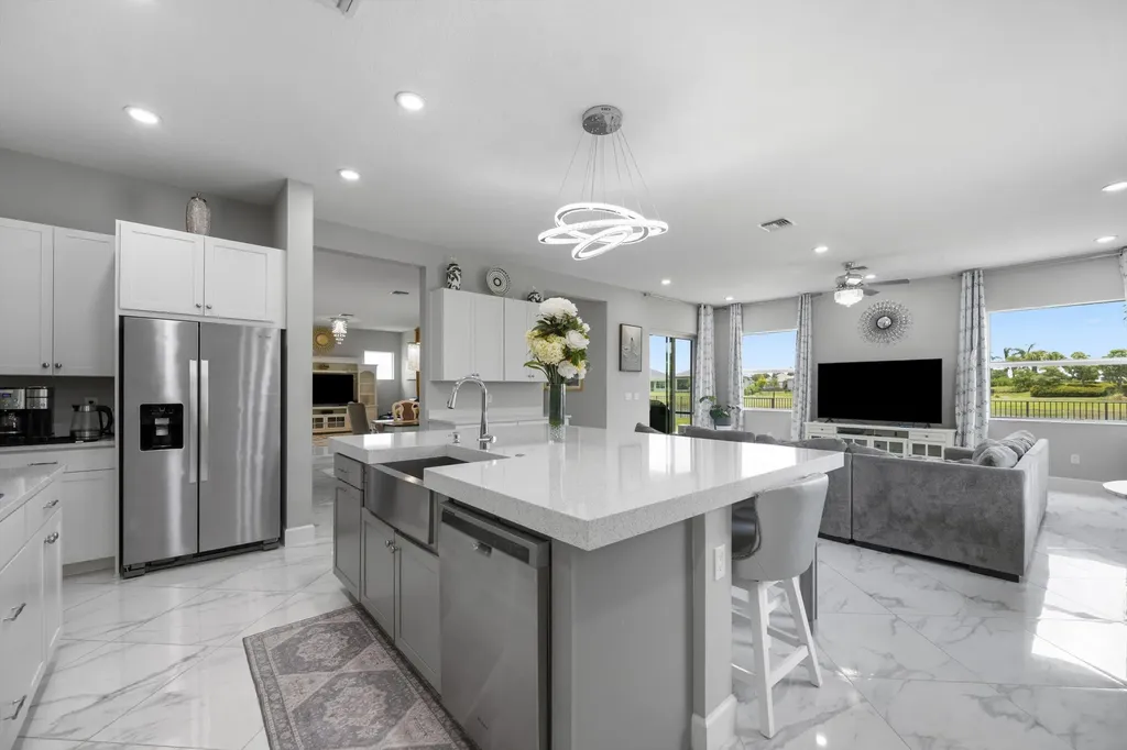 5669 Liberty Lane Westlake FL 33470