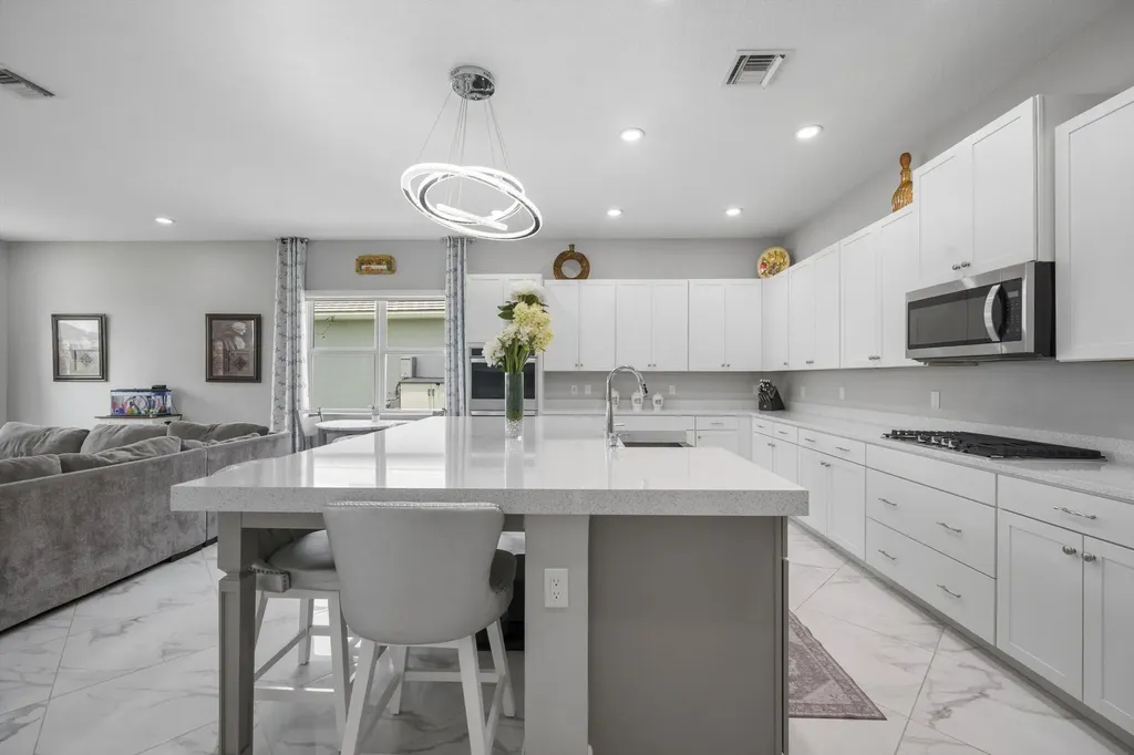 5669 Liberty Lane Westlake FL 33470