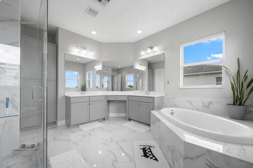 5669 Liberty Lane Westlake FL 33470
