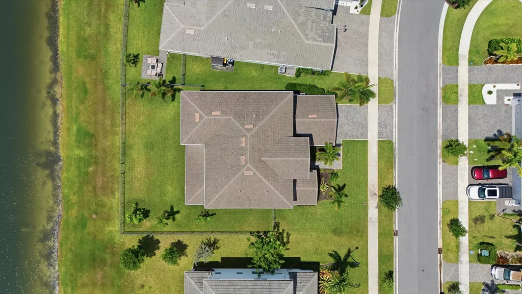 5669 Liberty Lane Westlake FL 33470