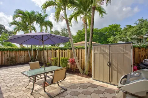 501 NW 132nd Terrace Plantation FL 33325
