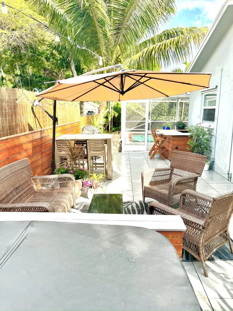 2807 SW 13th Court Deerfield Beach FL 33442