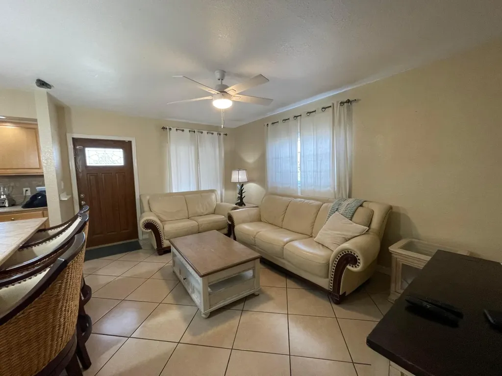 229 SE 1st Avenue Boynton Beach FL 33435