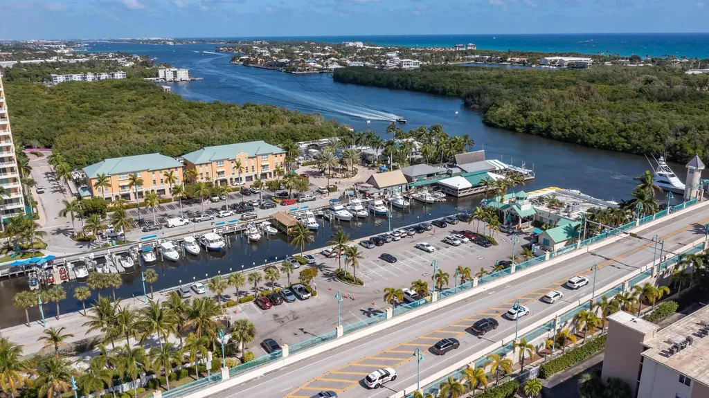 229 SE 1st Avenue Boynton Beach FL 33435