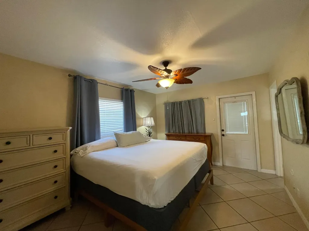 229 SE 1st Avenue Boynton Beach FL 33435