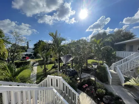 229 SE 1st Avenue Boynton Beach FL 33435