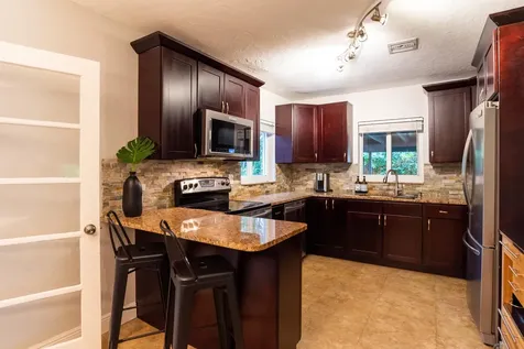1401 NE 17th Way Fort Lauderdale FL 33304