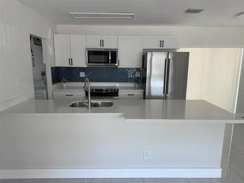 10 SW 5th Court Deerfield Beach FL 33441