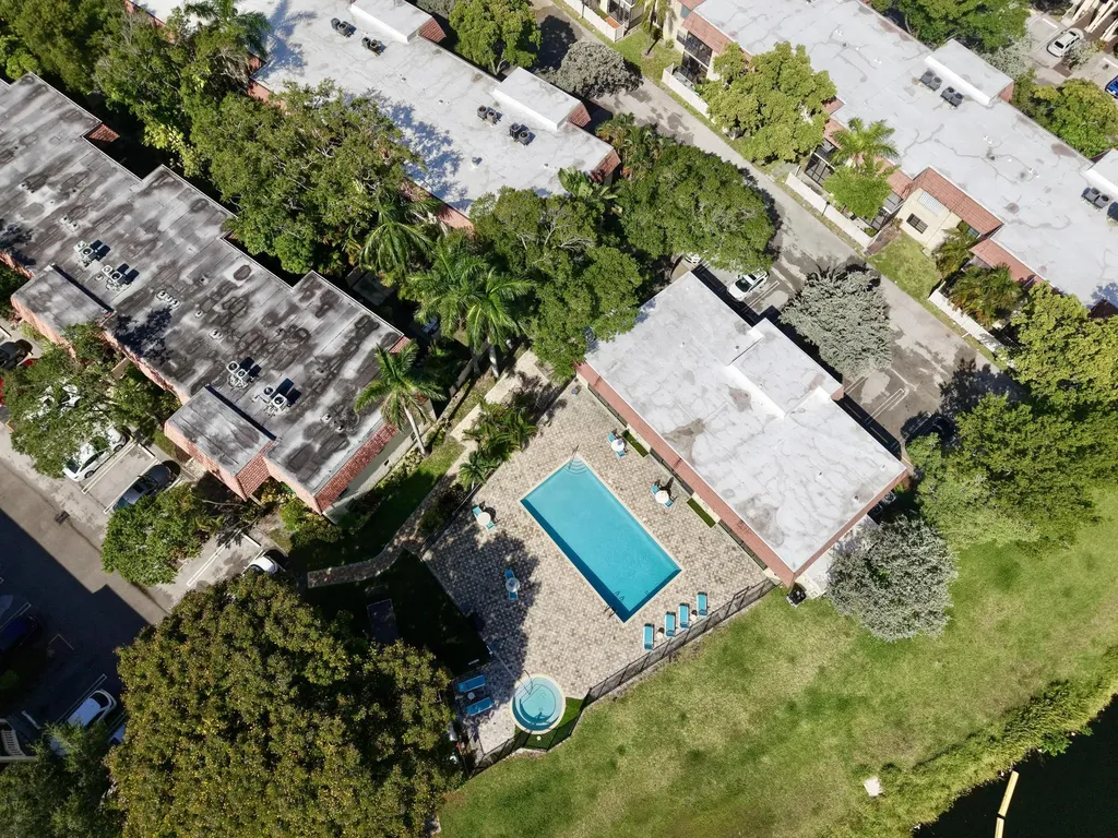 134 S Cypress Road Pompano Beach FL 33060