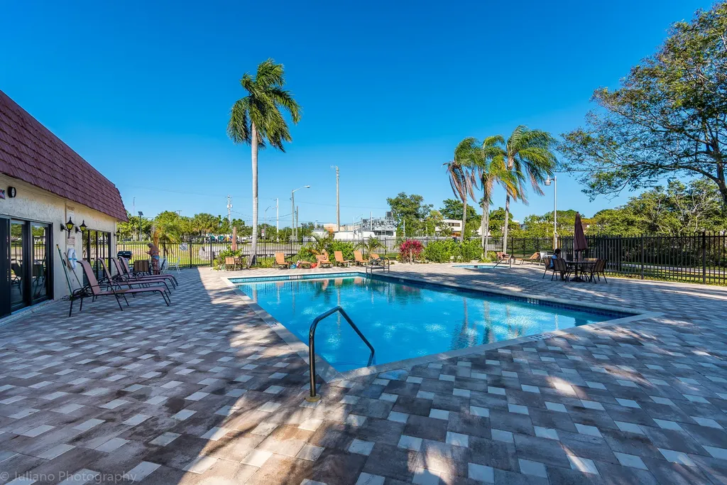 134 S Cypress Road Pompano Beach FL 33060