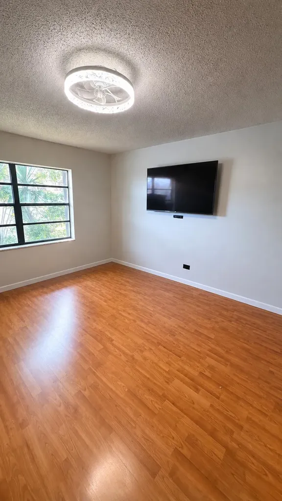 134 S Cypress Road Pompano Beach FL 33060