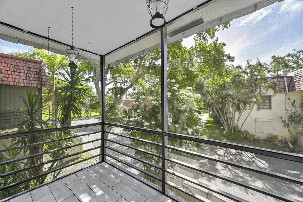 134 S Cypress Road Pompano Beach FL 33060