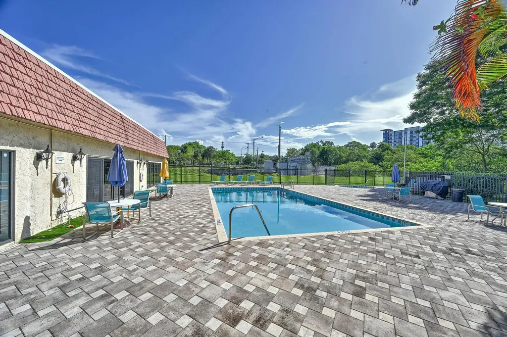 134 S Cypress Road Pompano Beach FL 33060