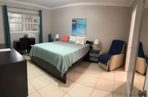 5171 W Oakland Park Boulevard Lauderdale Lakes FL 33313