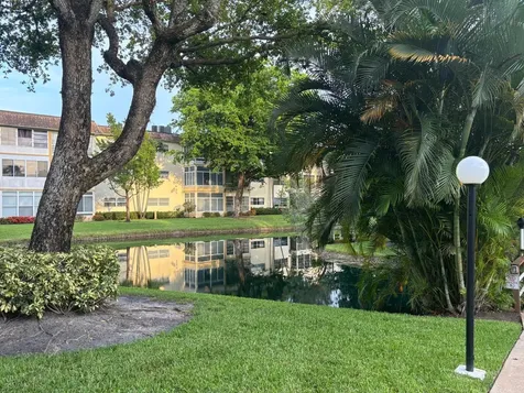 5171 W Oakland Park Boulevard Lauderdale Lakes FL 33313