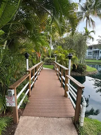 5171 W Oakland Park Boulevard Lauderdale Lakes FL 33313
