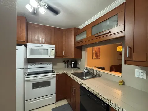 5171 W Oakland Park Boulevard Lauderdale Lakes FL 33313