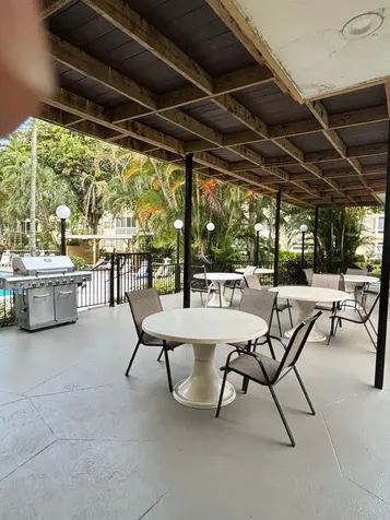 5171 W Oakland Park Boulevard Lauderdale Lakes FL 33313