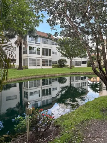5171 W Oakland Park Boulevard Lauderdale Lakes FL 33313