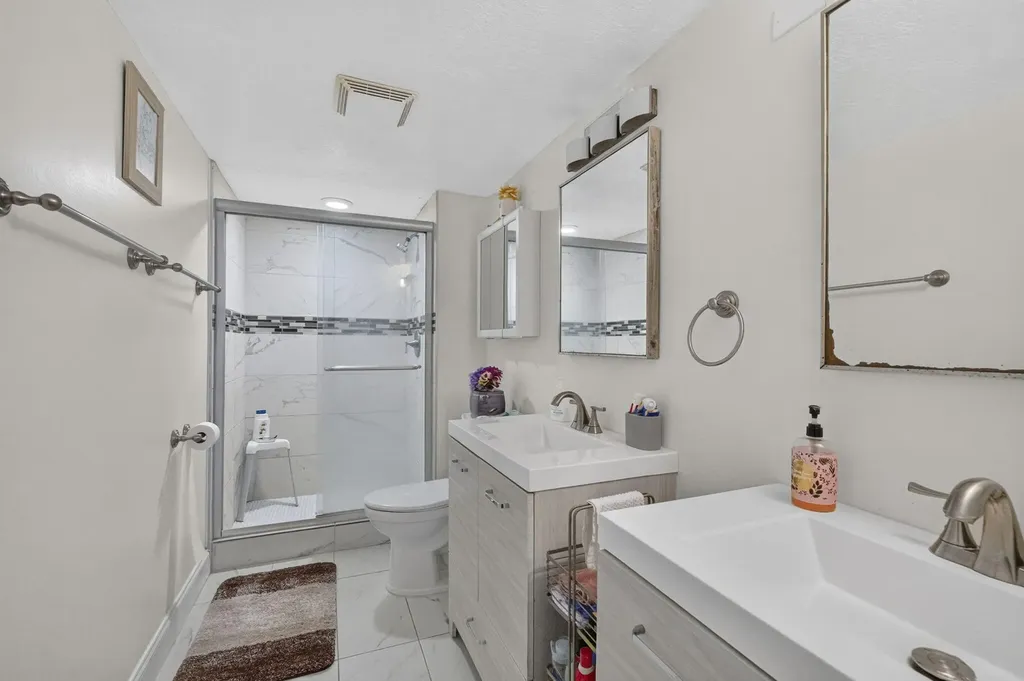 4825 NW 95th Avenue Sunrise FL 33351