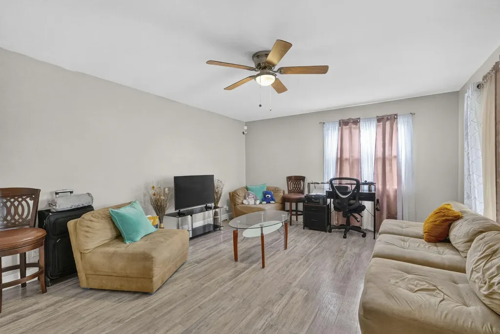 4825 NW 95th Avenue Sunrise FL 33351