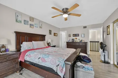 4825 NW 95th Avenue Sunrise FL 33351