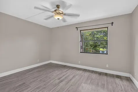 4825 NW 95th Avenue Sunrise FL 33351