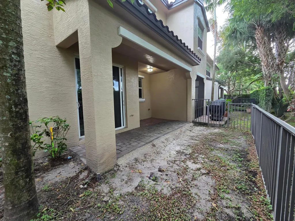 4507 Mediterranean Circle West Palm Beach FL 33418