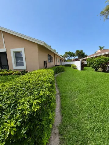 8101 Sweetbriar Way Boca Raton FL 33496