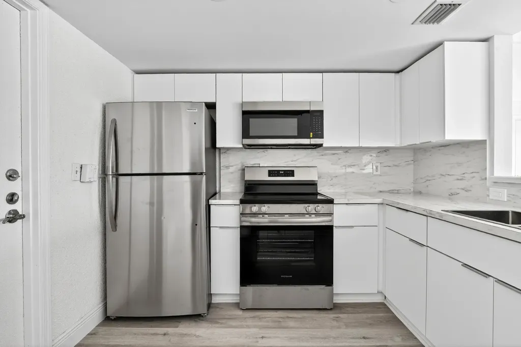495 SE 8th Street Deerfield Beach FL 33441
