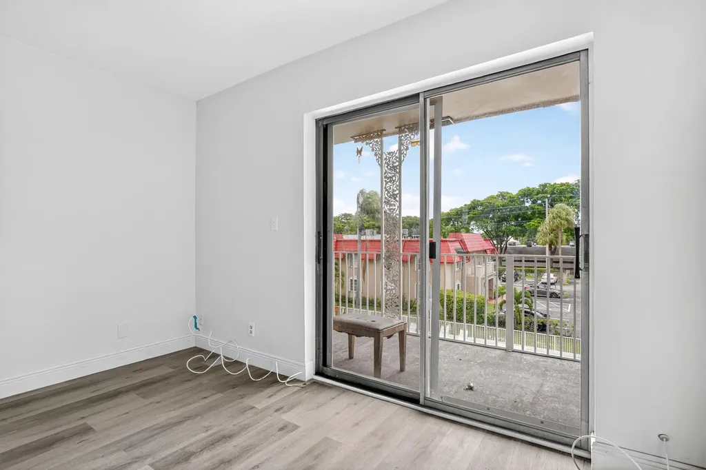 495 SE 8th Street Deerfield Beach FL 33441