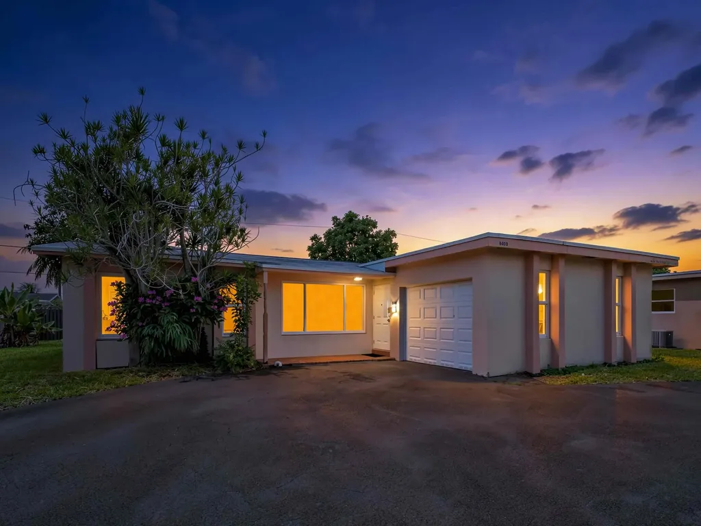 8400 Sunset Strip Sunrise FL 33322