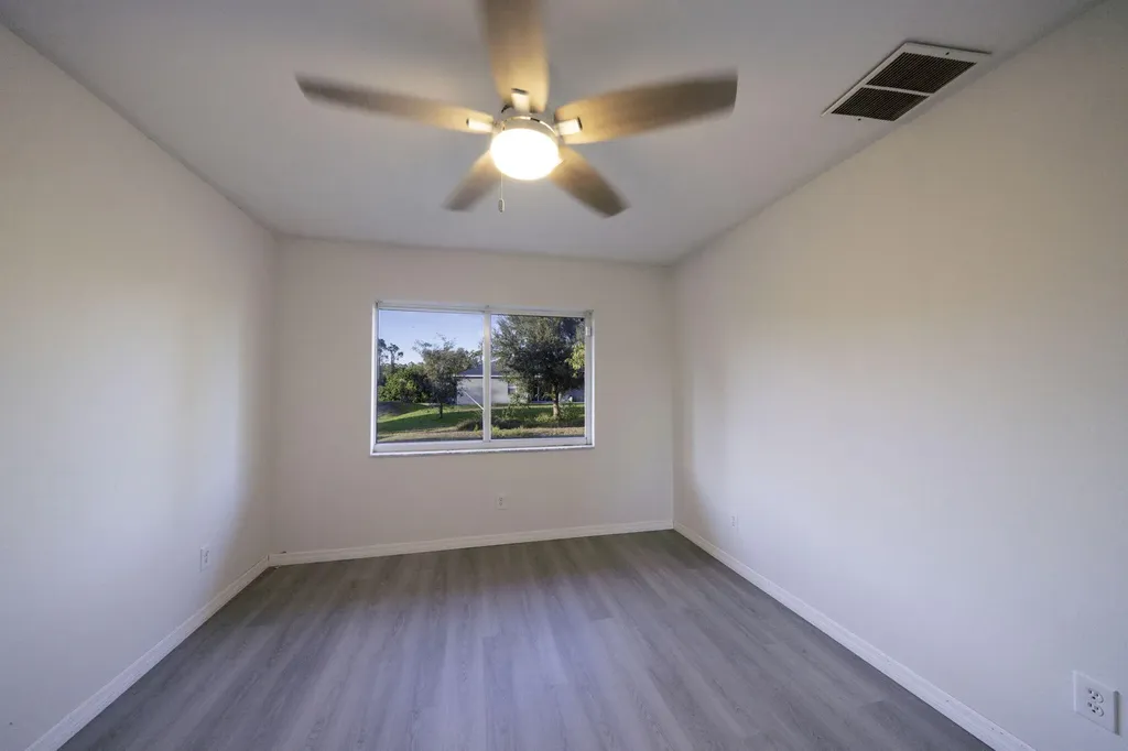 4306 11th Street SW Lehigh Acres FL 33976