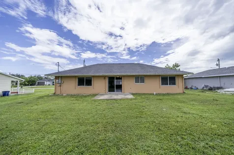 4306 11th Street SW Lehigh Acres FL 33976