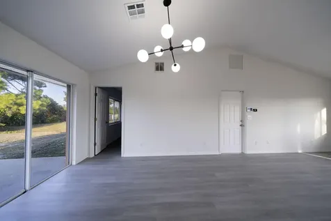 4306 11th Street SW Lehigh Acres FL 33976