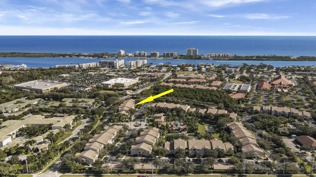 272 Village Boulevard Tequesta FL 33469