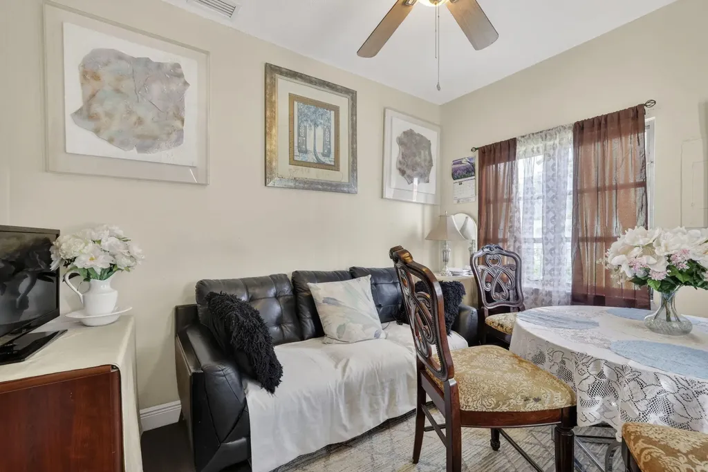 621 NW 3rd Avenue Pompano Beach FL 33060