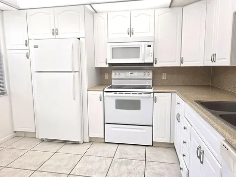 2803 Victoria Way Coconut Creek FL 33066