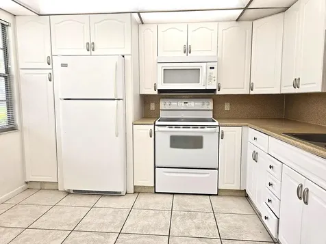 2803 Victoria Way Coconut Creek FL 33066