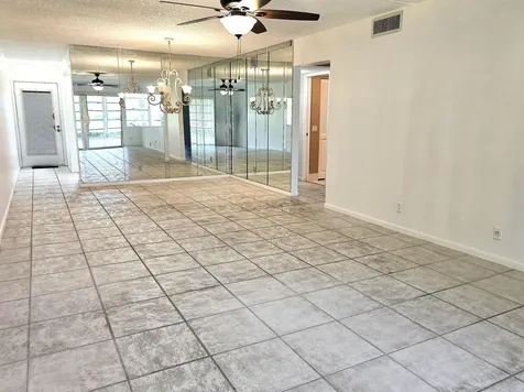 2803 Victoria Way Coconut Creek FL 33066